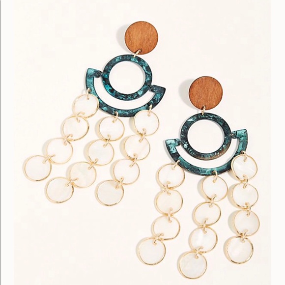 Free People Jewelry - Free people sandbar dangle earring